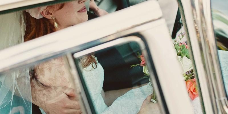 留学生与外籍人士购买二手车全攻略：身份文件、保险与关键注意事项